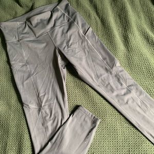 Leggings with pockets